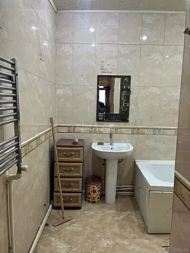 Satılır 3 otaqlı mənzil 129 m²