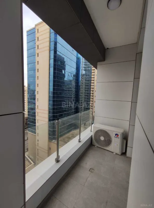 Satılır 2 otaqlı mənzil 77.7 m²