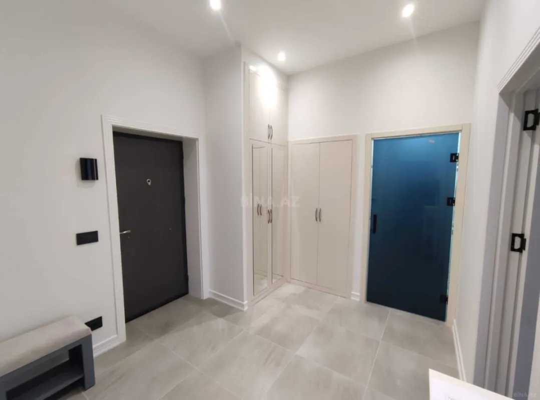 Satılır 2 otaqlı mənzil 77.7 m²