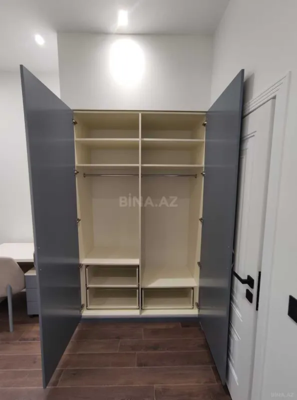 Satılır 2 otaqlı mənzil 77.7 m²