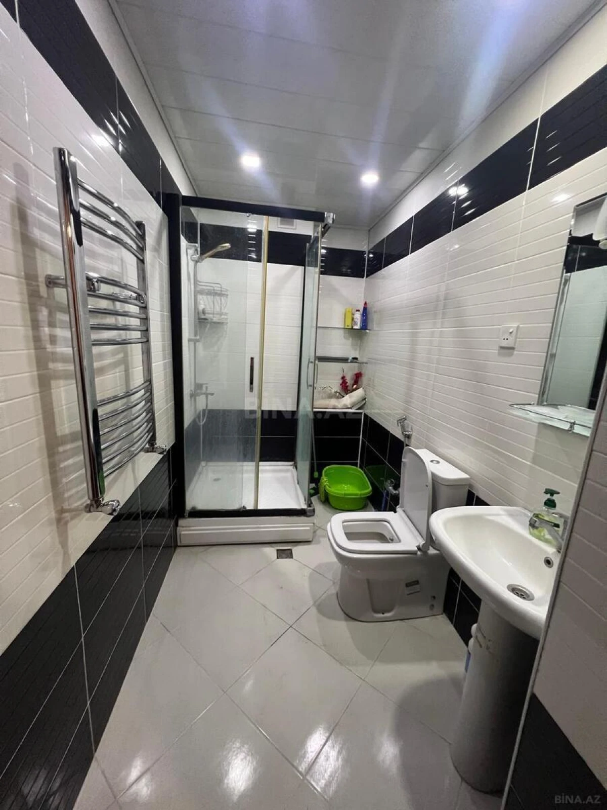 Kirayə verilir 1 otaqlı mənzil 56 m²
