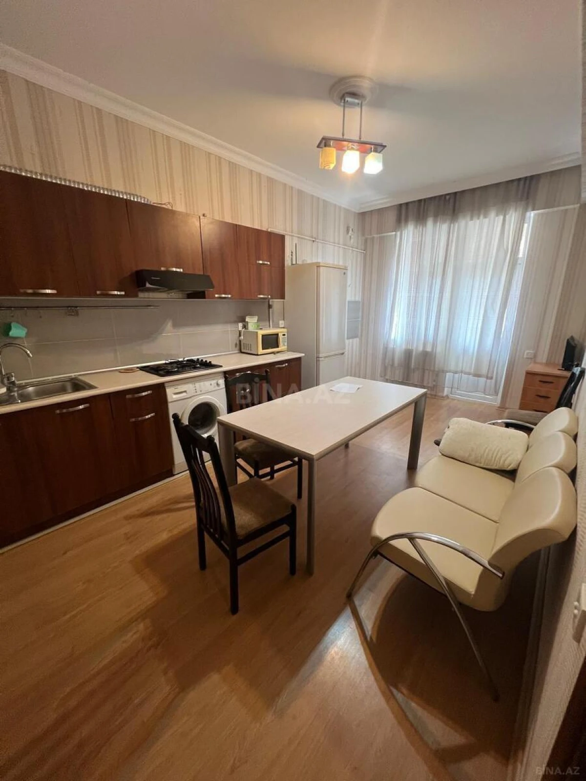 Kirayə verilir 1 otaqlı mənzil 56 m²