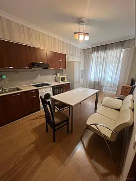 Kirayə verilir 1 otaqlı mənzil 56 m²