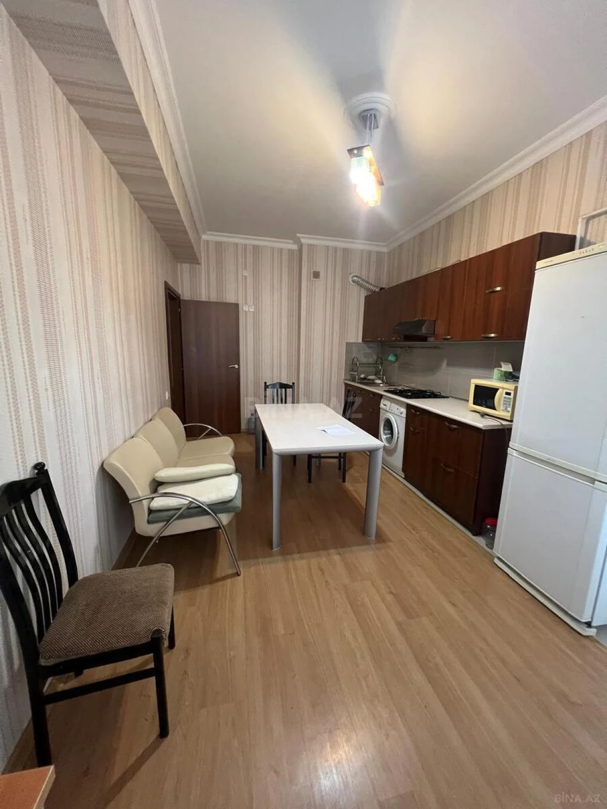 Kirayə verilir 1 otaqlı mənzil 56 m²
