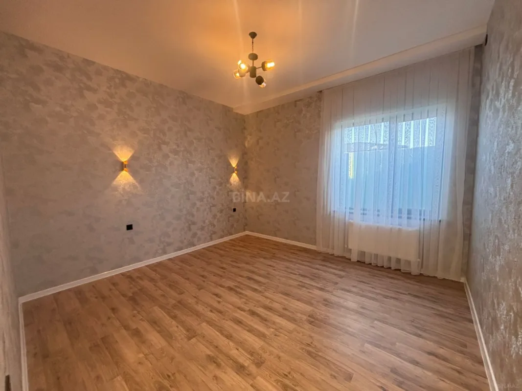 Satılır 4 otaqlı həyət evi 160 m²