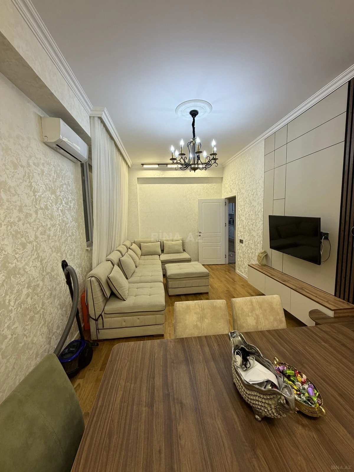Satılır 2 otaqlı mənzil 65 m²