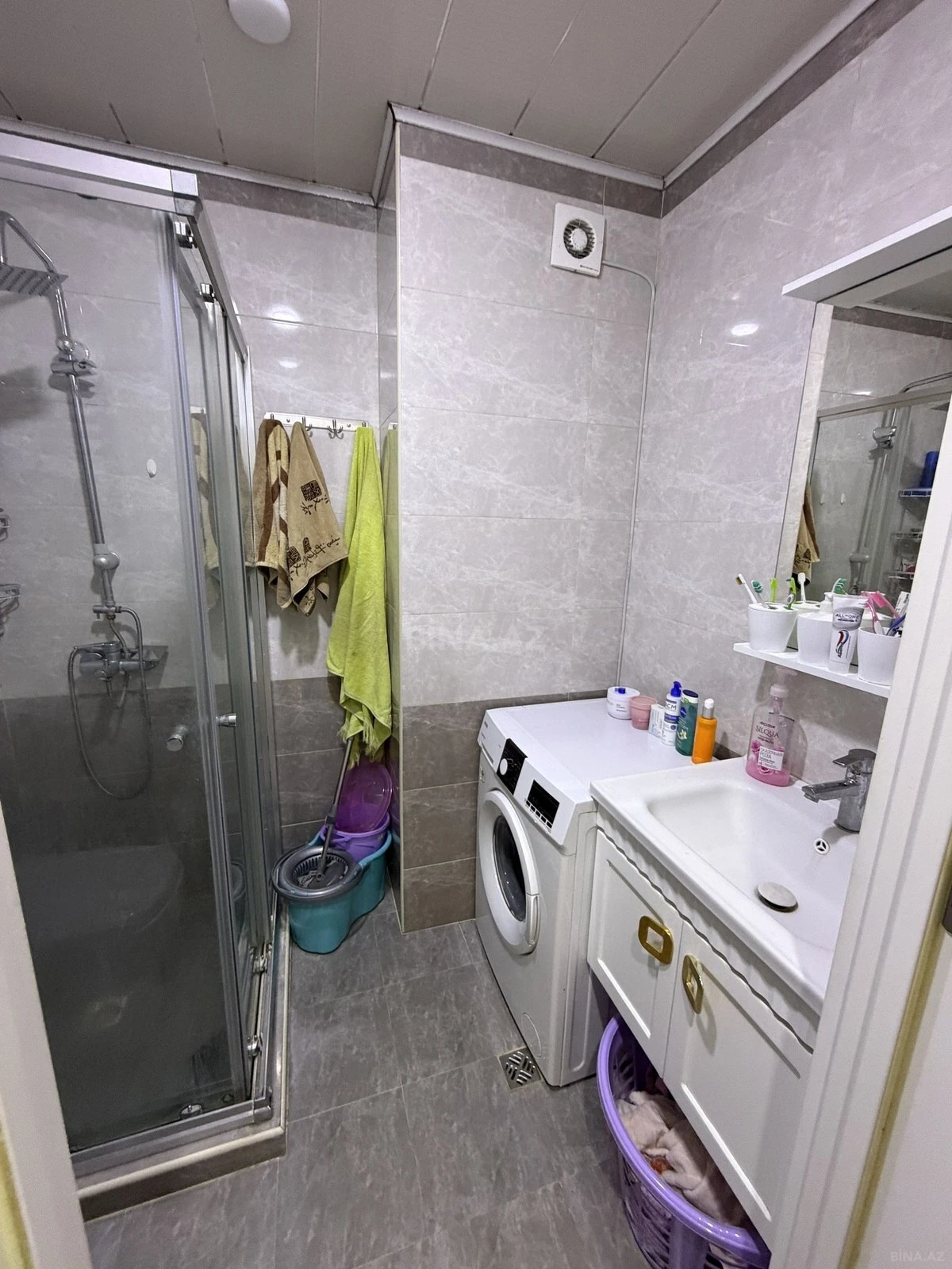 Satılır 2 otaqlı mənzil 65 m²