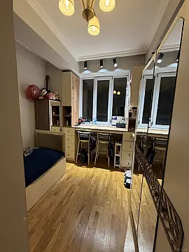 Satılır 2 otaqlı mənzil 65 m²