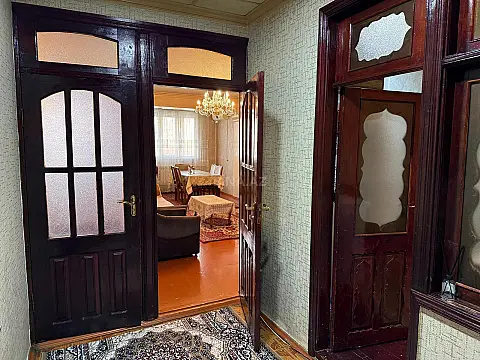 Satılır 2 otaqlı mənzil 55 m²