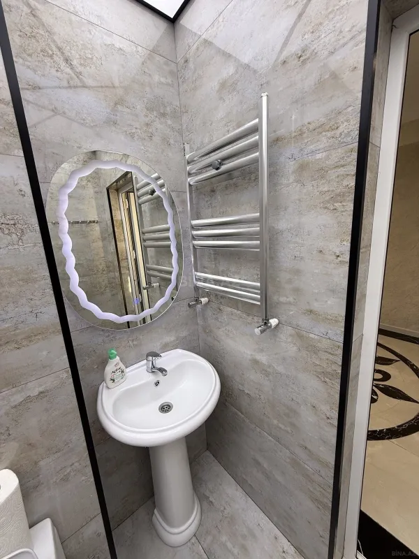 Satılır 3 otaqlı mənzil 82 m²