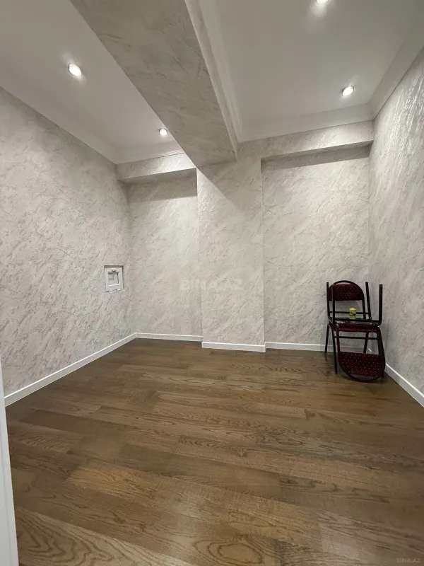 Satılır 3 otaqlı mənzil 82 m²