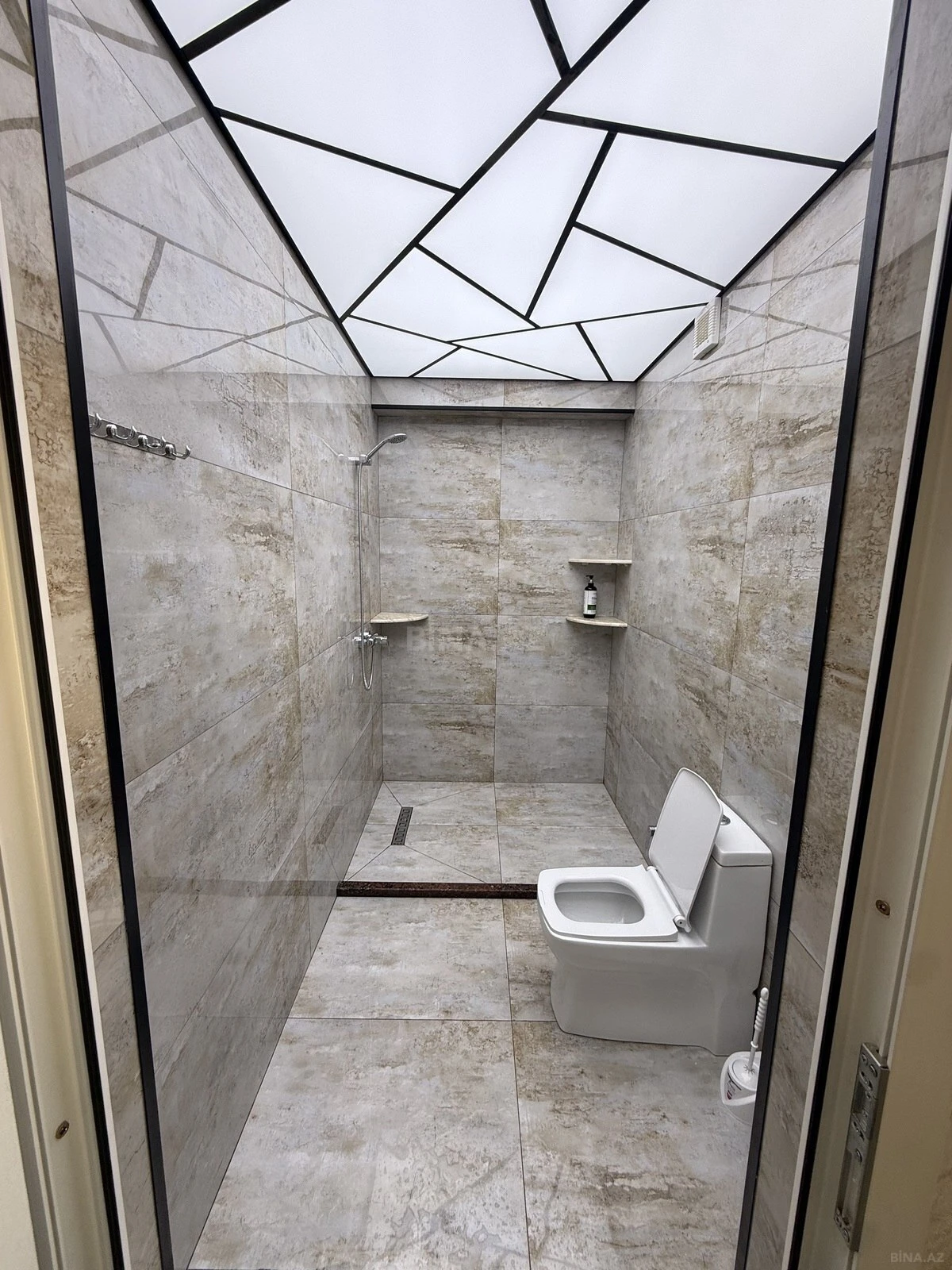 Satılır 3 otaqlı mənzil 82 m²