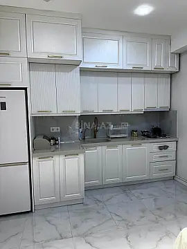 Satılır 2 otaqlı mənzil 85 m²