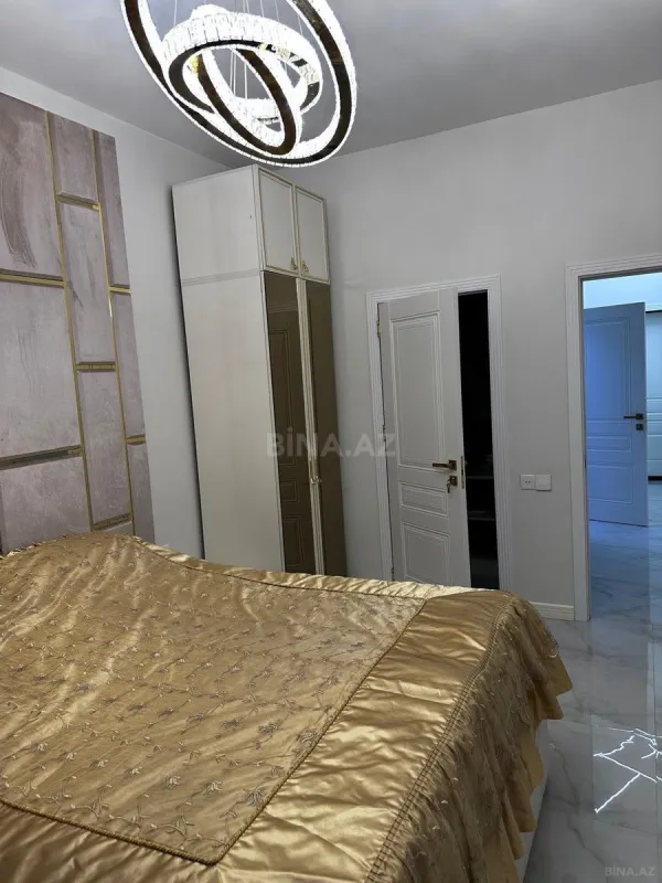 Satılır 2 otaqlı mənzil 85 m²