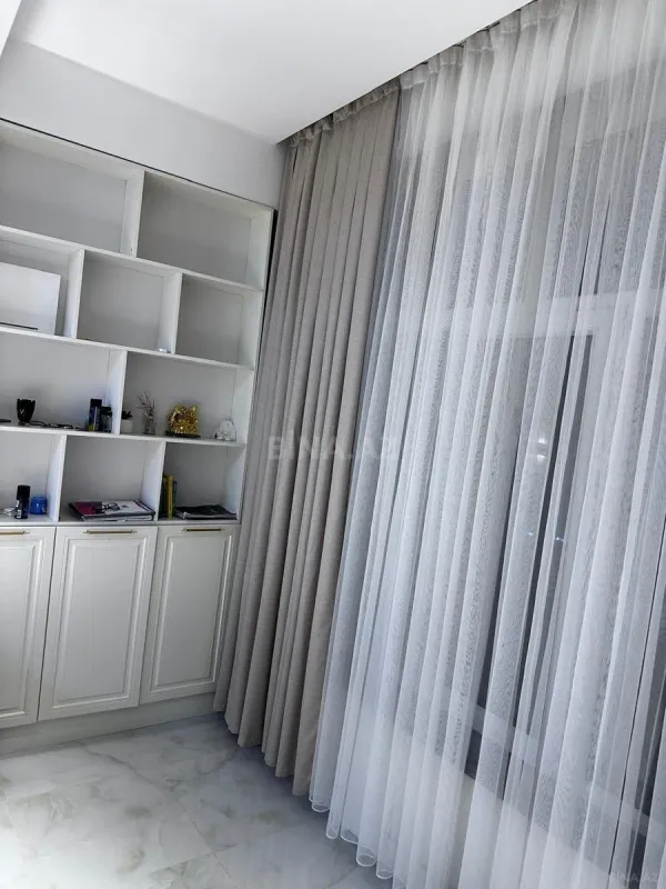 Satılır 2 otaqlı mənzil 85 m²