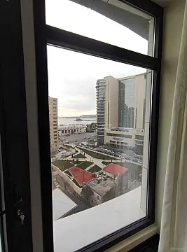 Satılır 2 otaqlı mənzil 92.2 m²