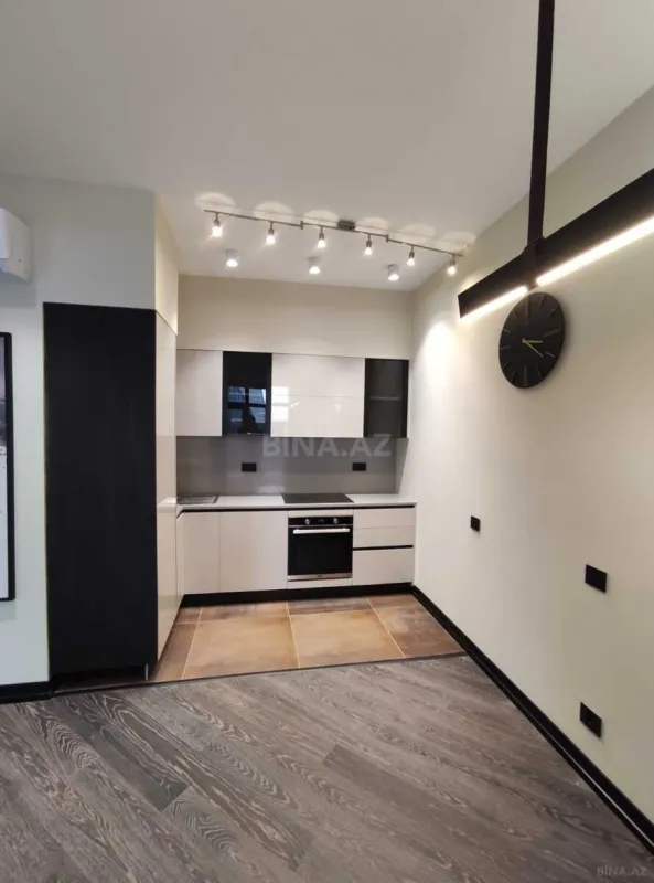 Satılır 2 otaqlı mənzil 92.2 m²