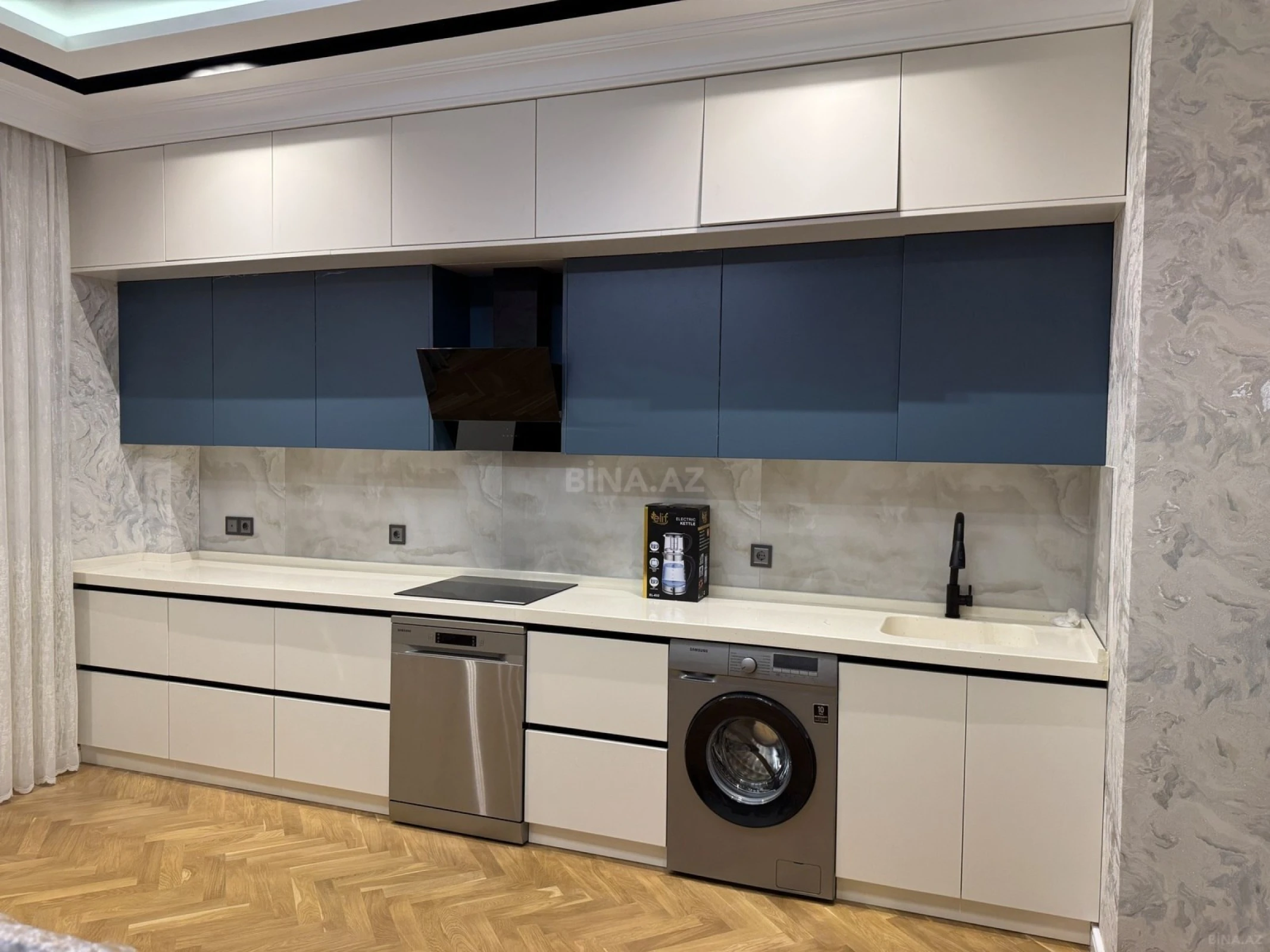 Kirayə verilir 2 otaqlı mənzil 91 m²