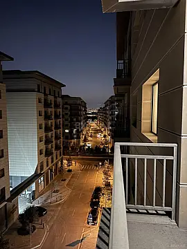 Kirayə verilir 2 otaqlı mənzil 91 m²