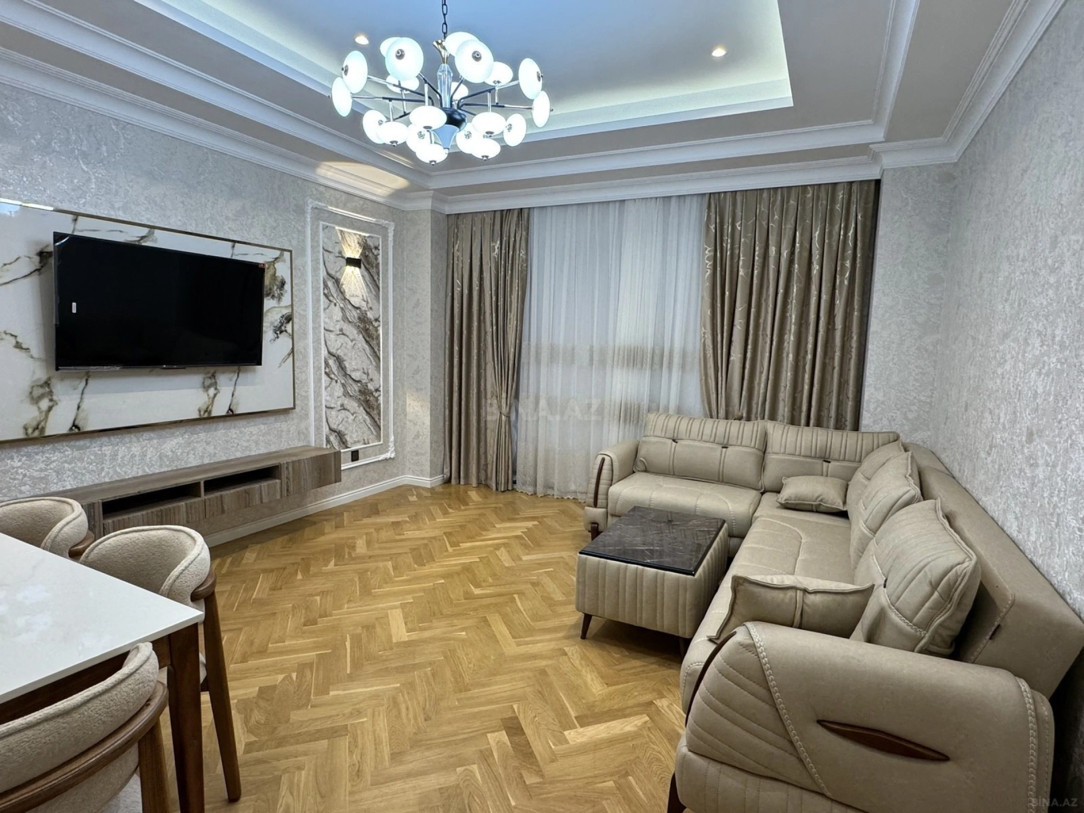 Kirayə verilir 2 otaqlı mənzil 91 m²