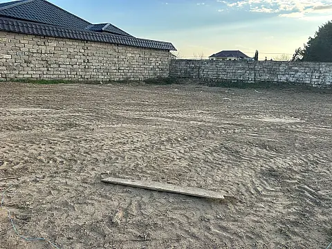 Satılır torpaq sahəsi 2 m²