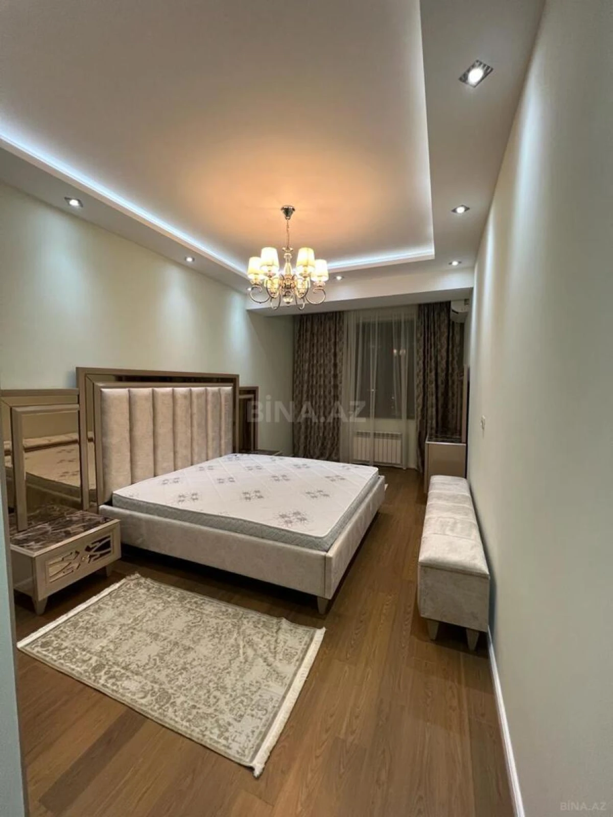 Kirayə verilir 2 otaqlı mənzil 96 m²