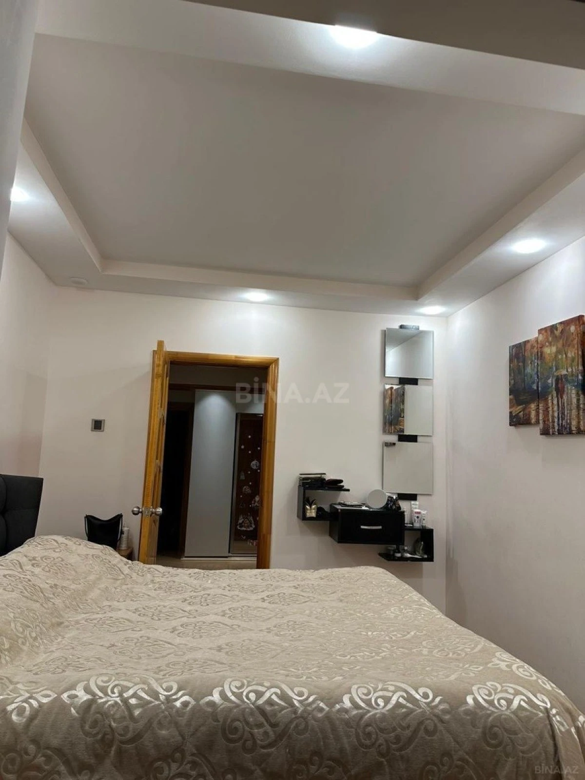 Satılır 4 otaqlı mənzil 85 m²