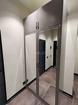 Satılır 3 otaqlı mənzil 134.5 m²