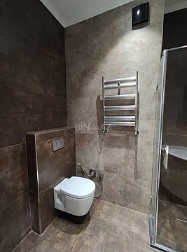 Satılır 3 otaqlı mənzil 134.5 m²