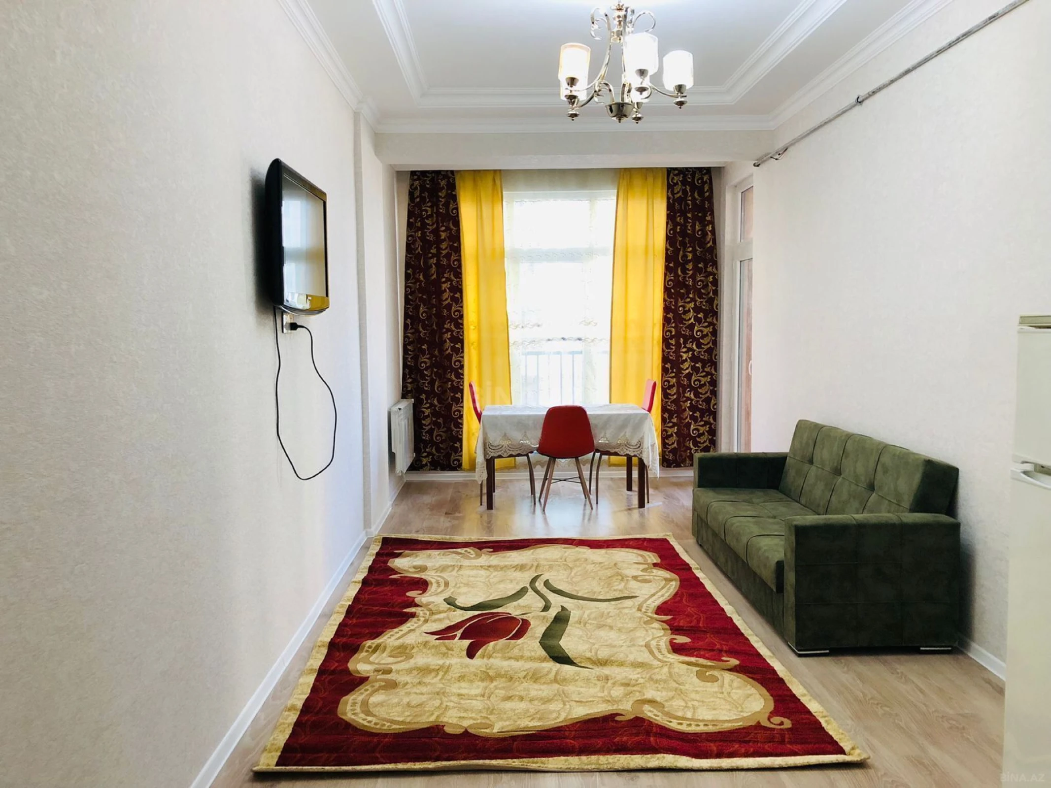 Kirayə verilir 2 otaqlı mənzil 74 m²