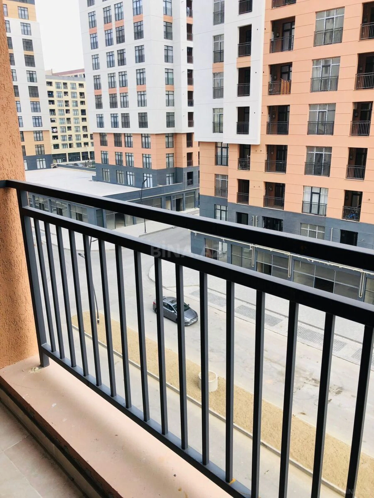 Kirayə verilir 2 otaqlı mənzil 74 m²