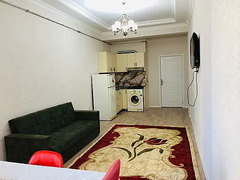 Kirayə verilir 2 otaqlı mənzil 74 m²