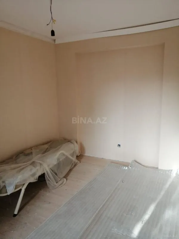 Satılır 4 otaqlı həyət evi 225 m²