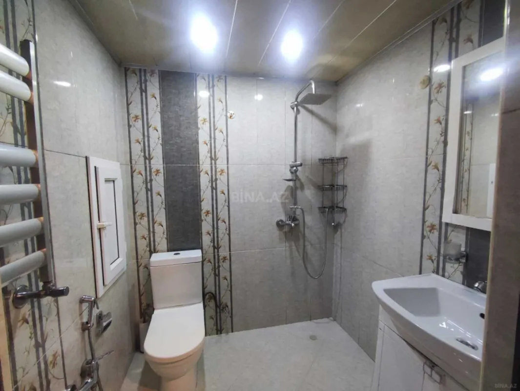 Kirayə verilir 2 otaqlı mənzil 65 m²