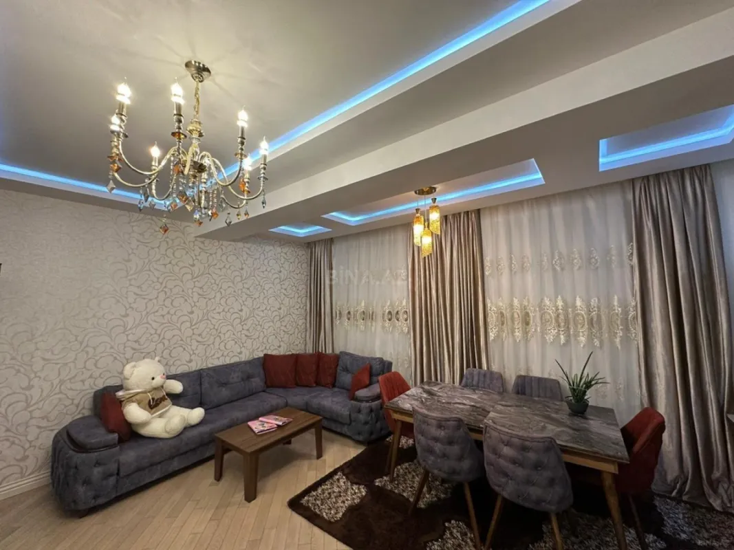 Kirayə verilir 3 otaqlı mənzil 110 m²