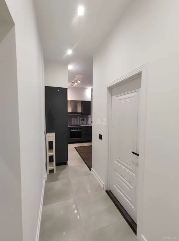 Satılır 2 otaqlı mənzil 81.4 m²