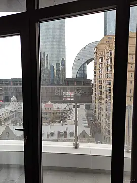 Satılır 2 otaqlı mənzil 81.4 m²