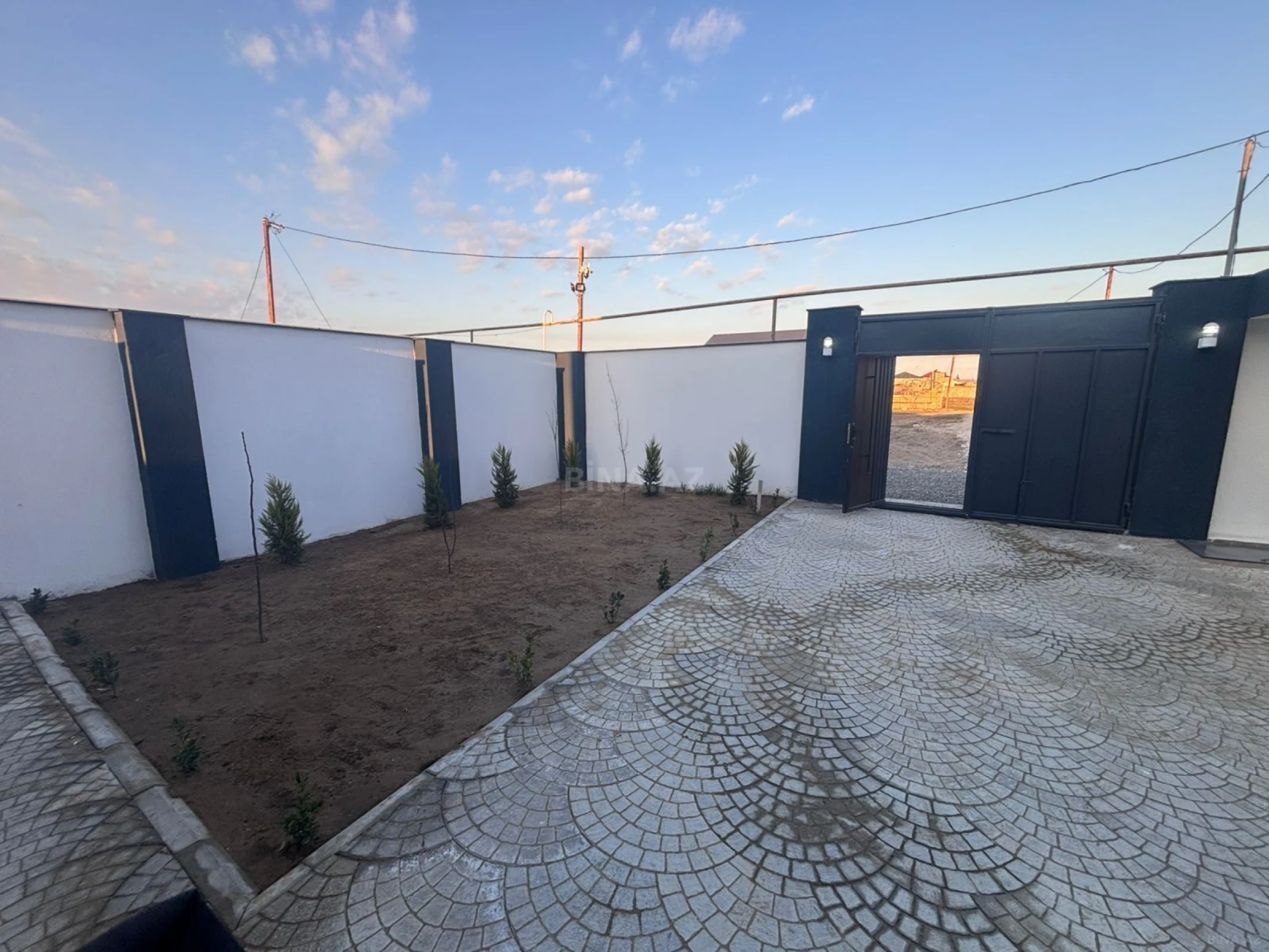 Satılır 3 otaqlı həyət evi 100 m²