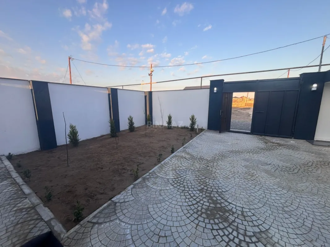 Satılır 3 otaqlı həyət evi 100 m²