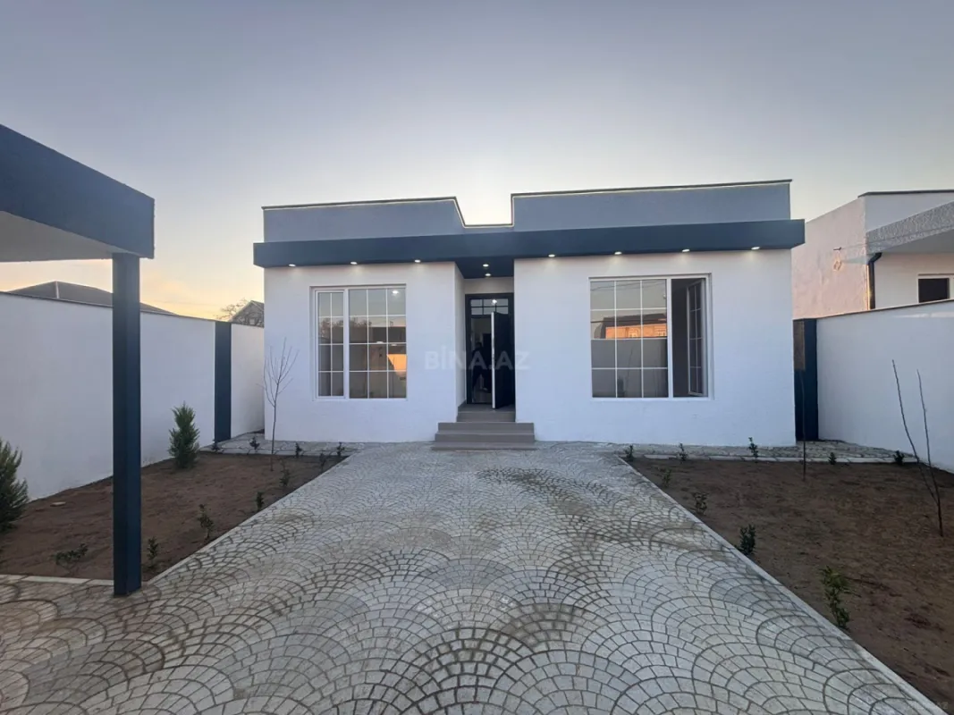 Satılır 3 otaqlı həyət evi 100 m²