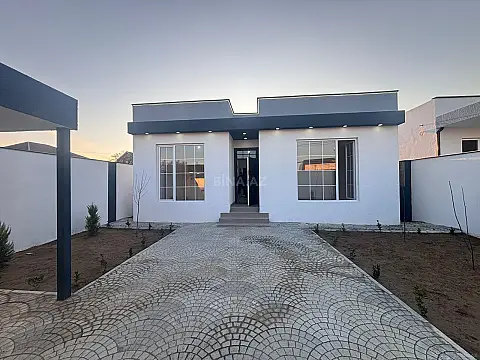 Satılır 3 otaqlı həyət evi 100 m²