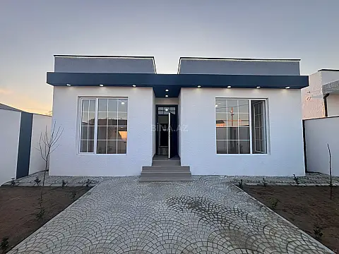 Satılır 3 otaqlı həyət evi 100 m²