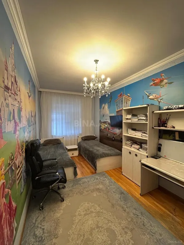 Satılır 3 otaqlı mənzil 103 m²