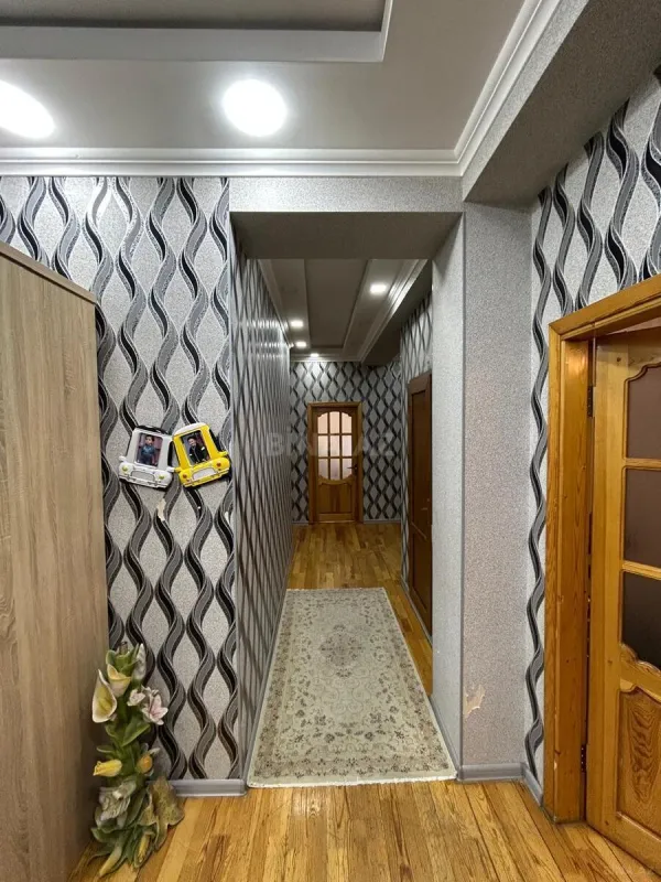 Satılır 3 otaqlı mənzil 103 m²