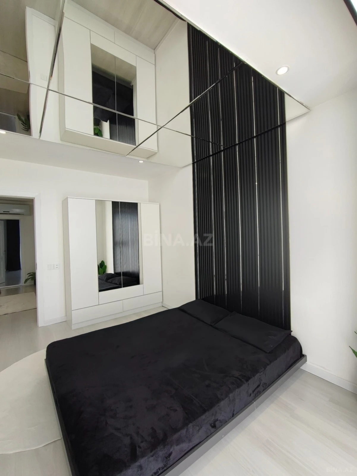 Satılır 3 otaqlı mənzil 65 m²