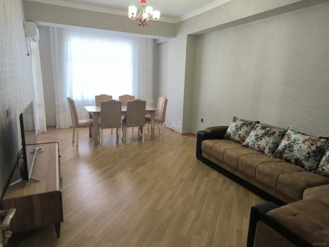 Kirayə verilir 3 otaqlı mənzil 102 m²