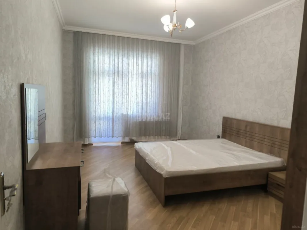 Kirayə verilir 3 otaqlı mənzil 102 m²