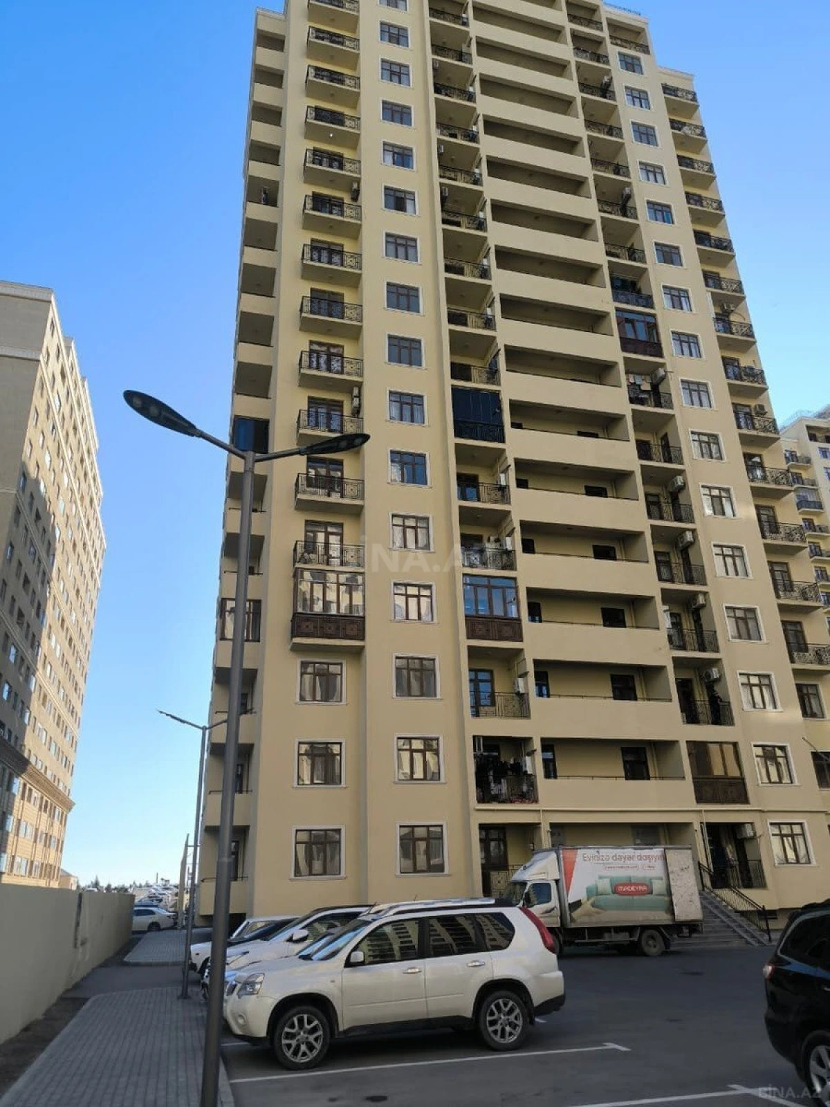 Kirayə verilir 3 otaqlı mənzil 102 m²