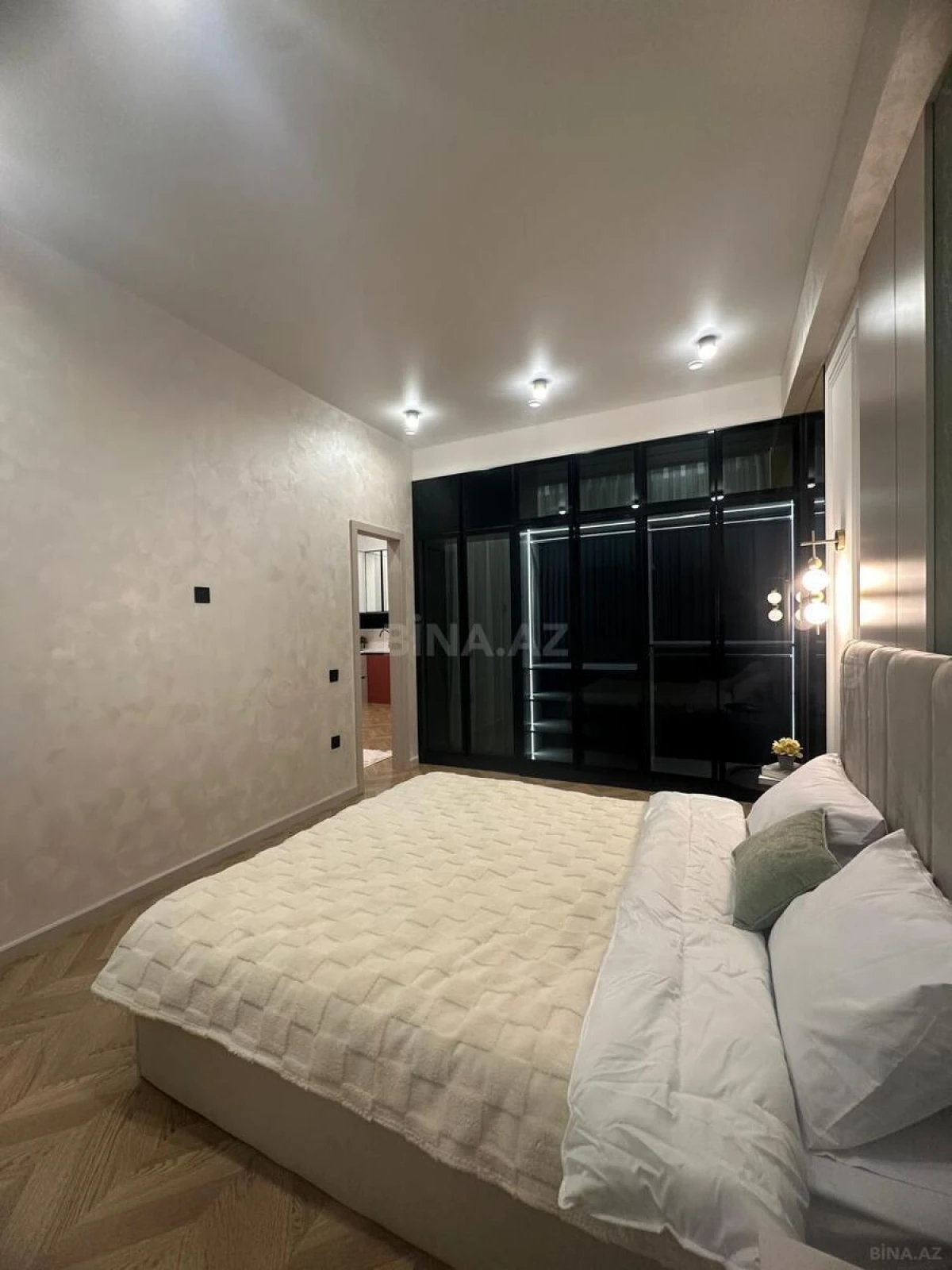 Satılır 3 otaqlı mənzil 70 m²