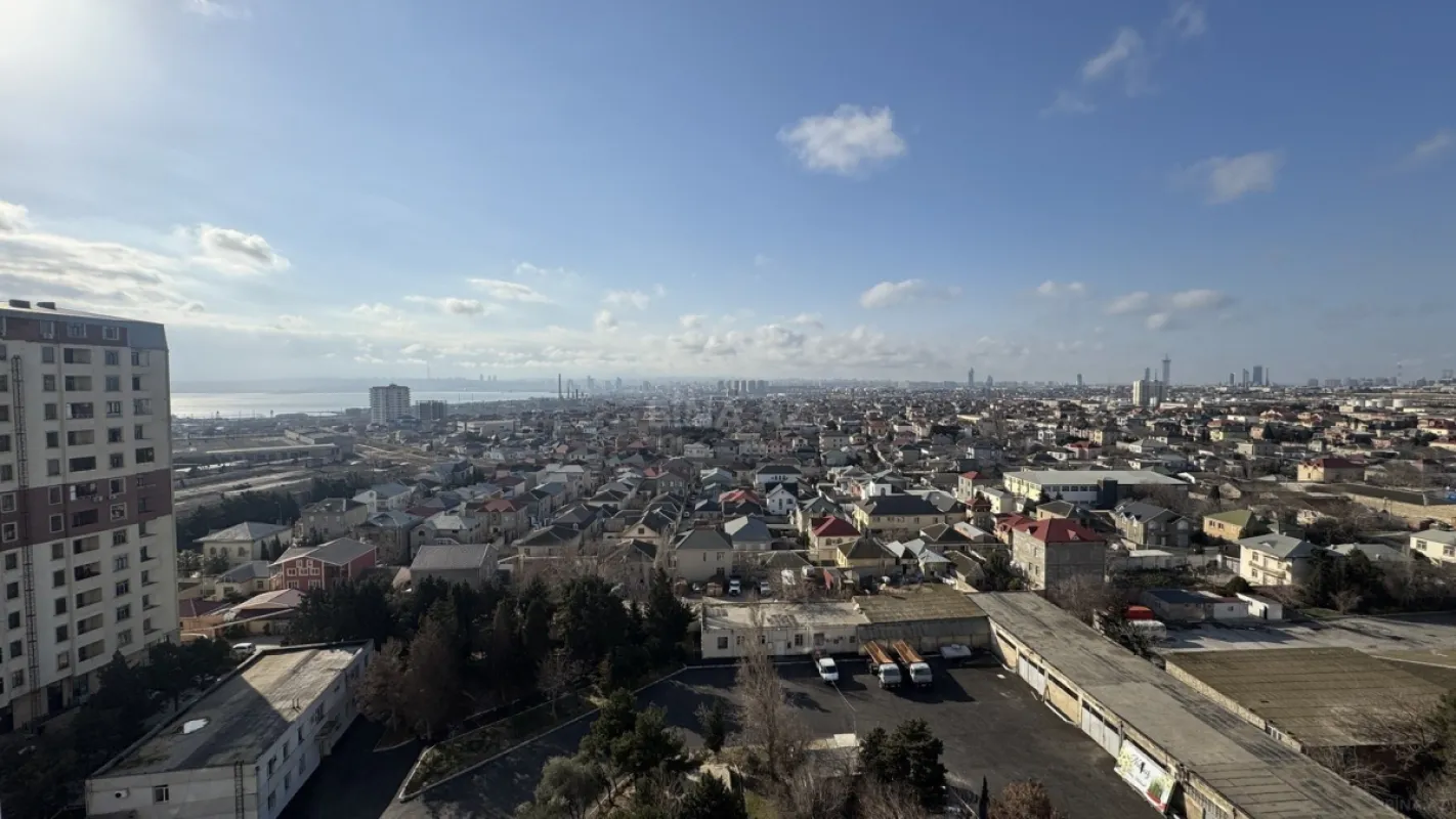 Satılır 4 otaqlı mənzil 112.1 m²